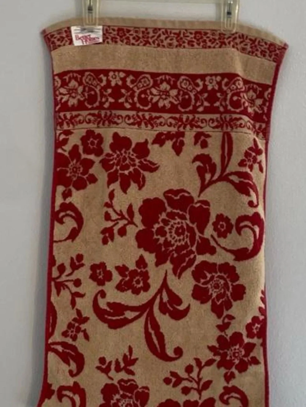 Better Homes and Garden 100% Egyptian Cotton Loft Twist Loops Hand Towel Floral